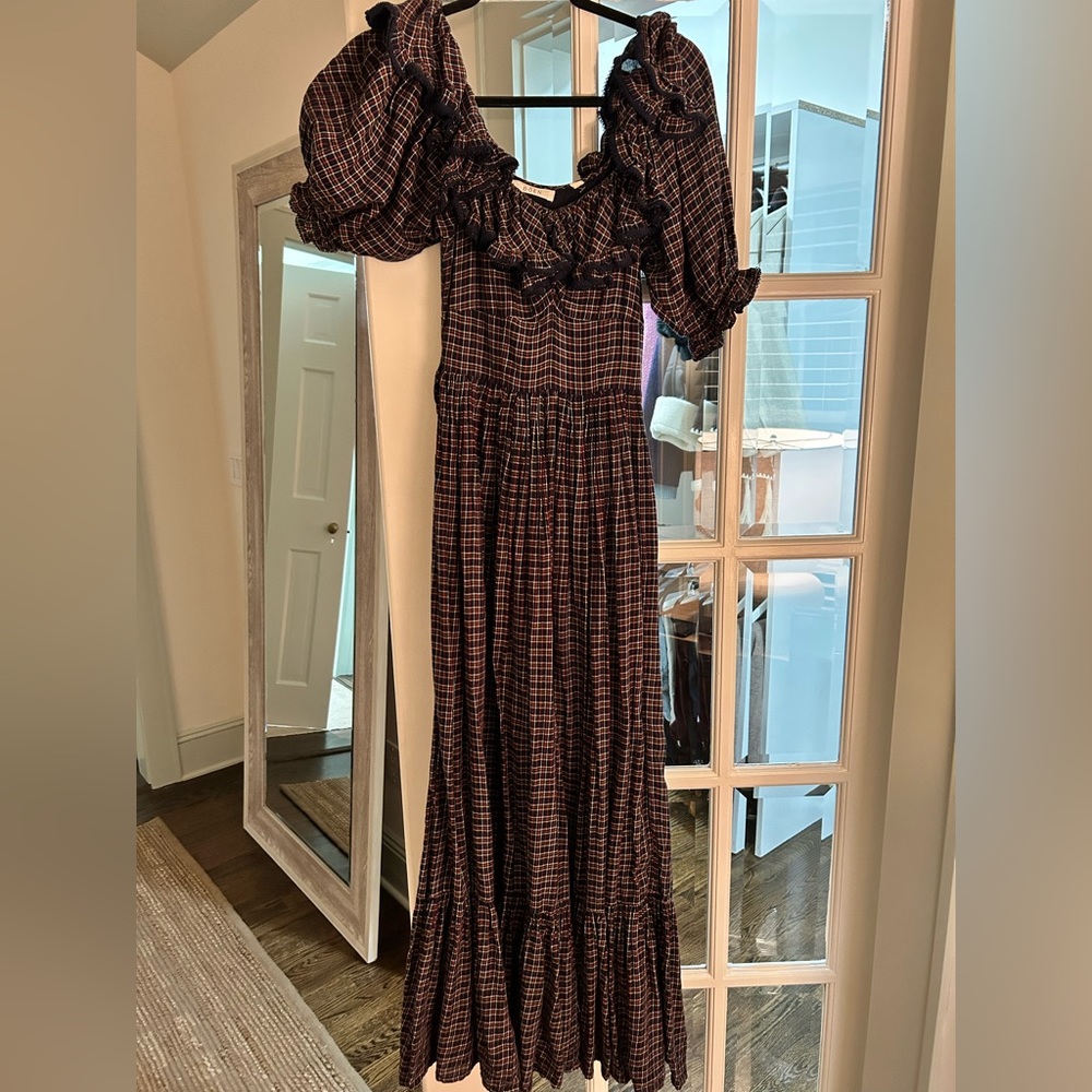 Doen Long Dress with Ruffles.